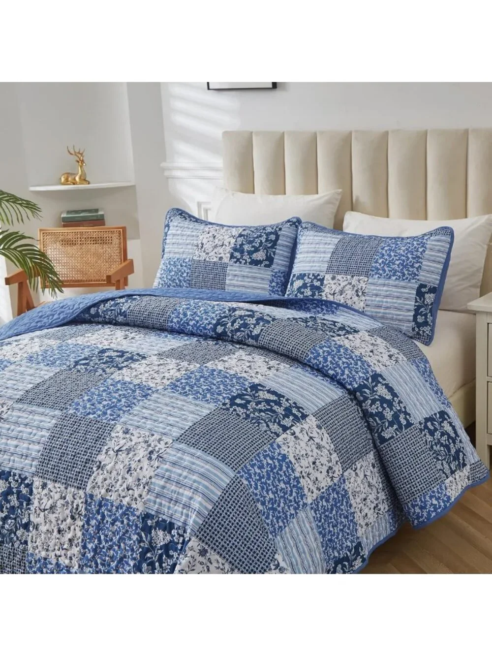 Blue Boho King Quilt Set - 3 Piece Plaid Floral Reversible Bedspread for All